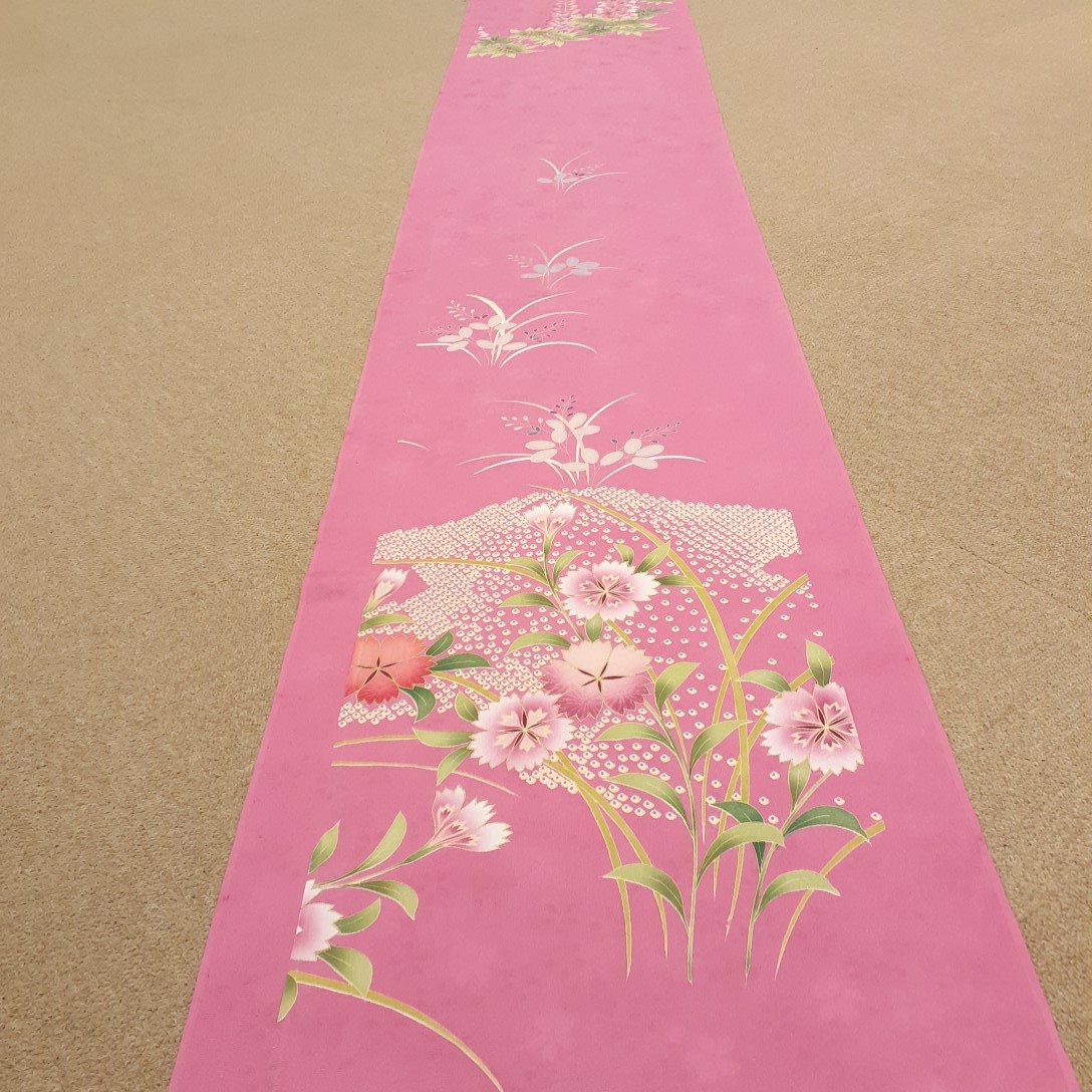 正絹　122101　ピンク色　花柄　桜柄　シルク350cm　はぎれ　ハギレ　リメイク　ハンドメイド