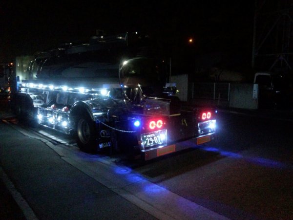 超明るいマーカー球もあります。