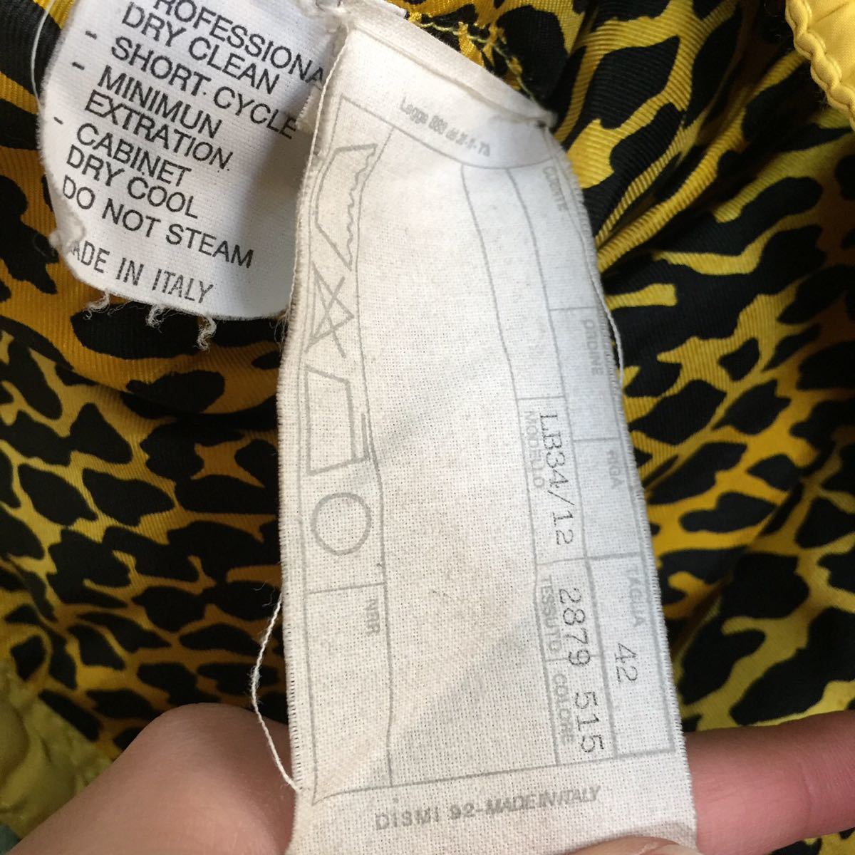 63%OFF!】 ヴェルサーチ VERSACE イタリア製 メデューサ 中綿ダウン