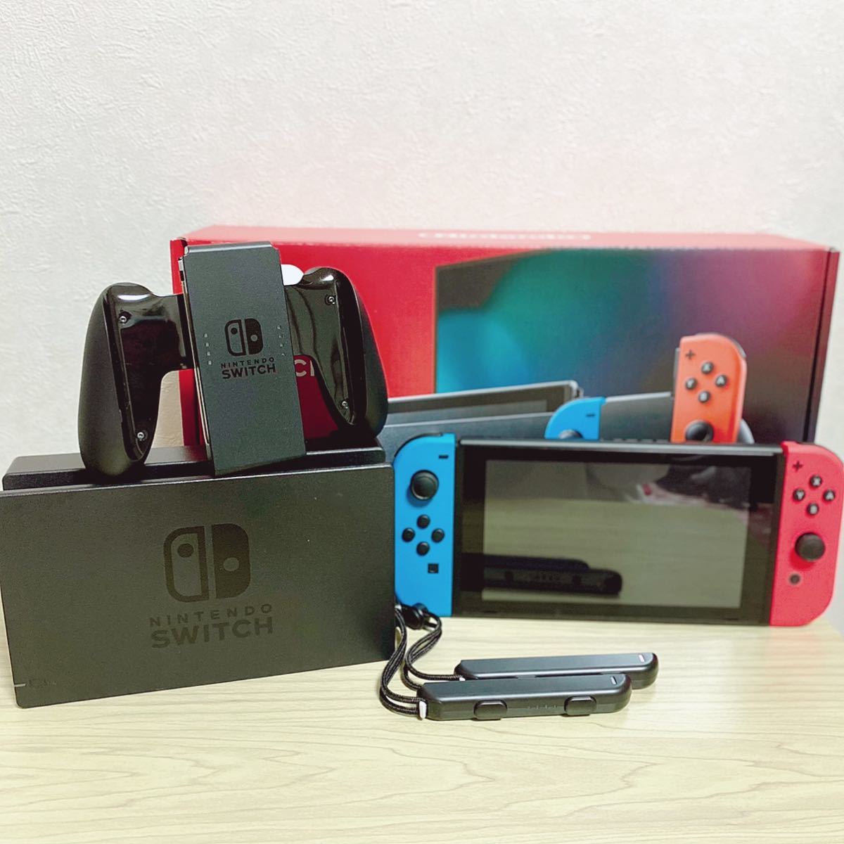 ニンテンドースイッチ 本体 Nintendo Switch 美品