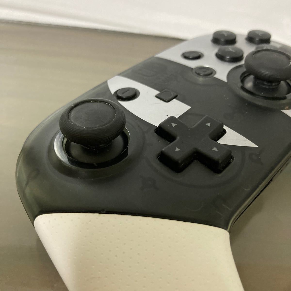 Nintendo Switch Proコントローラー 純正品 スマブラ柄 大乱闘 Nintendo Switch Proコントローラー 純正品 スマブラ柄 大乱闘