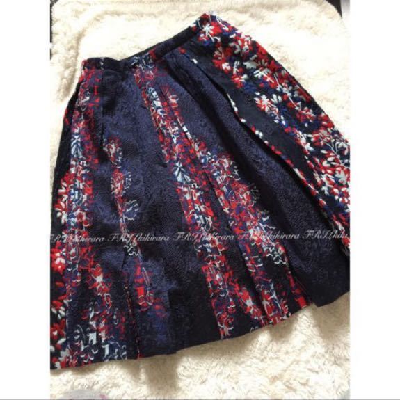 美品 エポカ イタリア製 フラワー ジャガード 高級 スカート 38 刺繍
