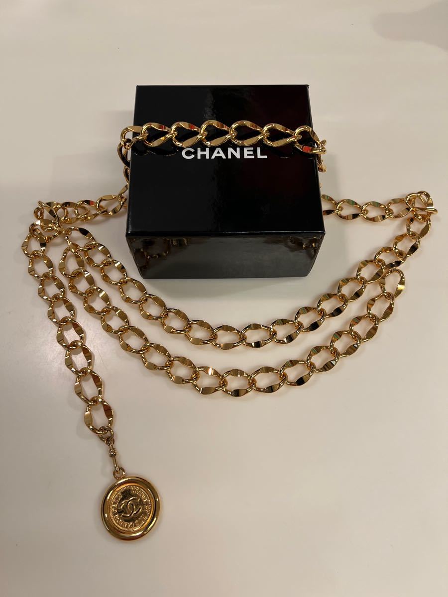 希少】ヴィンテージ CHANEL ロゴチェーンベルト ランキング上位の