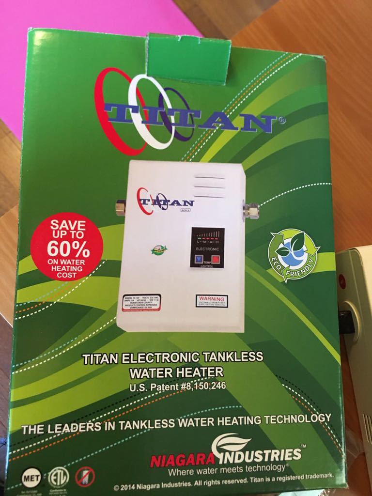 タンクレス 電気給湯器 タイタン Titan SCR2 N-120 小型住宅用 タンクレス 電気給湯器 タイタン Titan SCR2 N-120 小型住宅用