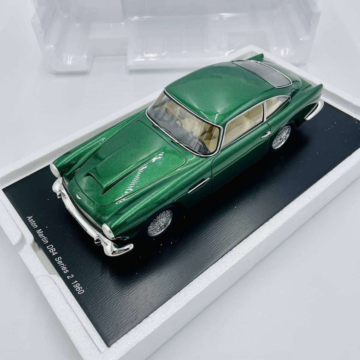 スパーク　1/18 アストンマーチン　DB4 シリーズⅡ 1960 spark Aston Martin MINIMAX グリーン　未展示品