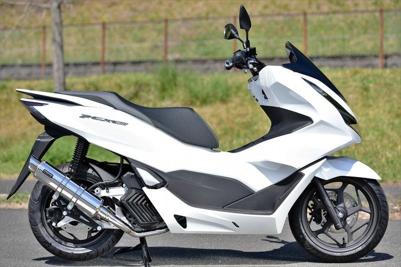 新品 ビームス PCX160 2021~ (2BK-KF47)用 R-EVO2 ステンレスサイレンサー 政府認証 G196-54-008 BEAMS マフラー マフラー本体(社外) 新品 ビームス PCX160 2021~ (2BK-KF47)用 R-EVO2 ステンレスサイレンサー 政府認証 G196-54-008 BEAMS マフラー マフラー本体(社外)