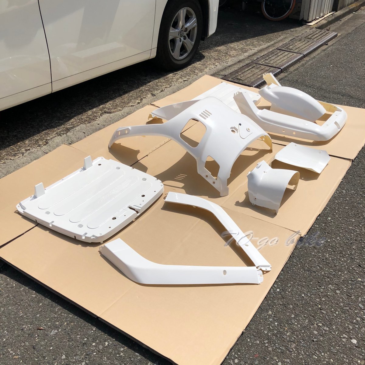 ジャイロキャノピー TA02 TA03 外装カウル 艶あり白 ホワイト 社外品