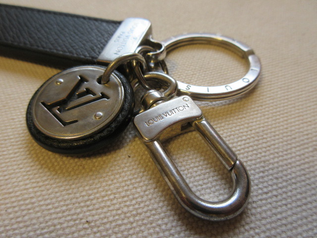 ルイ・ヴィトン Louis Vuitton タイガ M00033/CX1116 キーホルダー