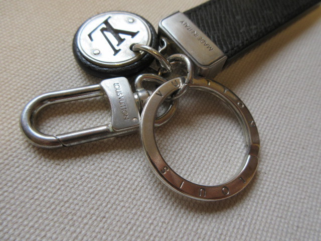 ルイ・ヴィトン Louis Vuitton タイガ M00033/CX1116 キーホルダー
