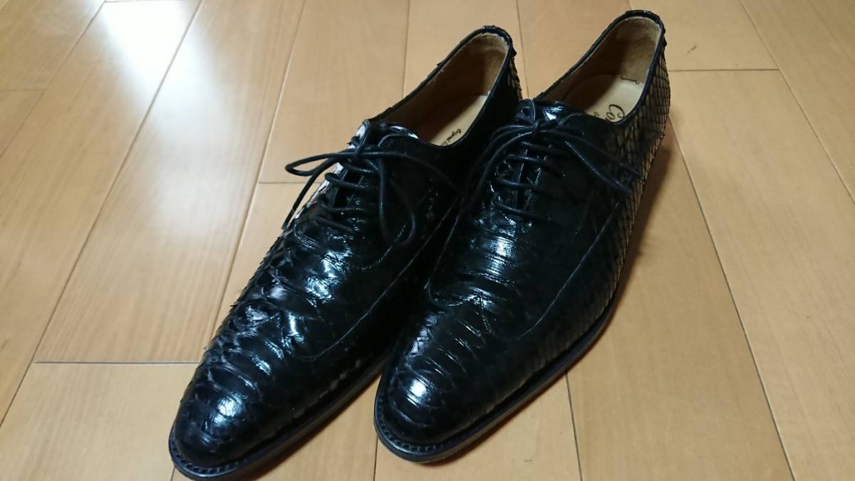 Ｃｏｒｄｗａｉｎｅｒ　コードウェイナー 本物パイソン　シューズ　黒_画像1