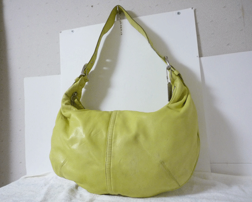 ヤフオク! - コーチ COACH イエローグリーン 黄緑 レザー 肩掛け...