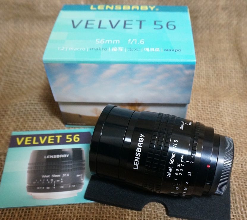 新品 LENSBABY VELVET 56 Fマウント シルバー レンズベビー ベルベット