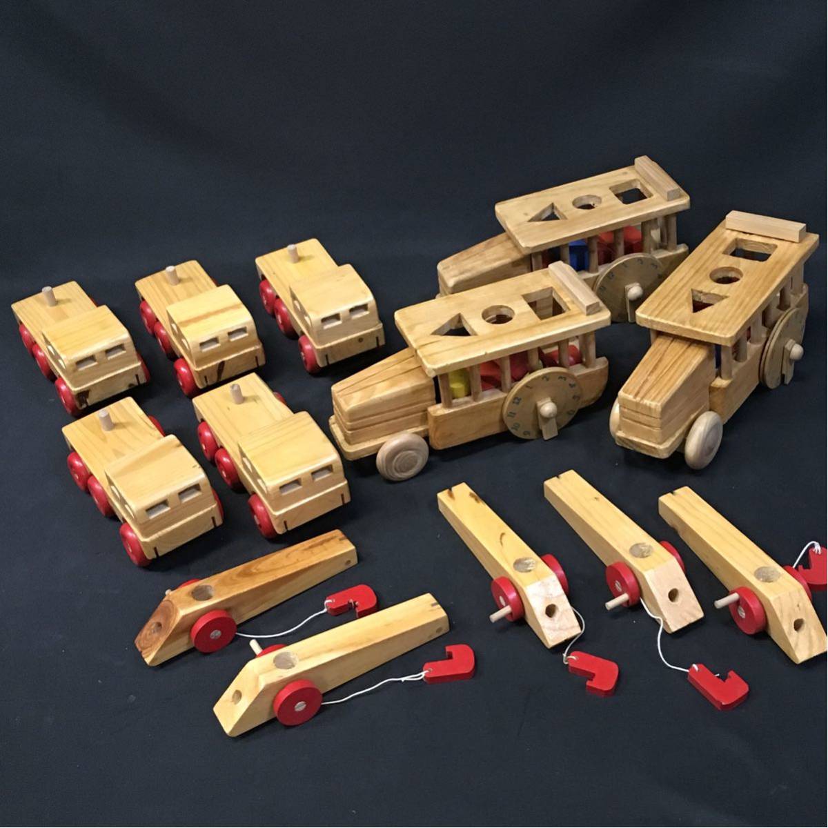 想像を超えての か 13台セット 車輪可動式 知育玩具 木製 木工 トラック 車 ベビー 木のおもちゃ その他