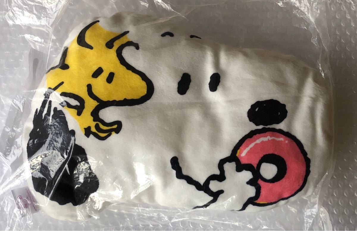 SNOOPY ミスタードーナツクッション　新品