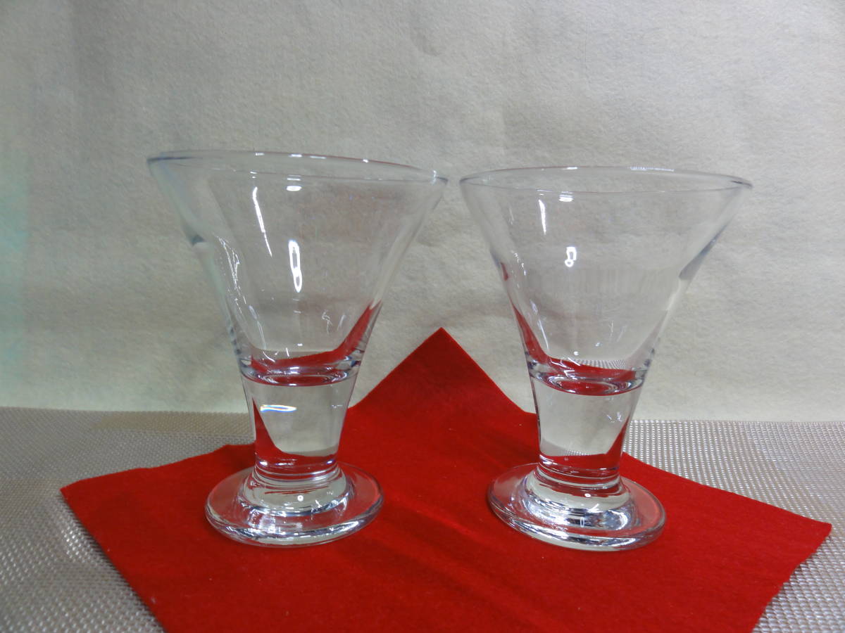 M-573　カクテルグラス　ガラス製　２客　中古美品　物が良いです