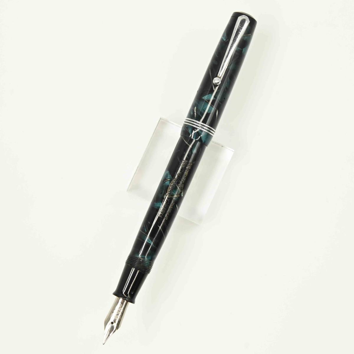 2548 fountain pen Aurora Selene green marble & silver line AURORA button filler - steel nibF small character Italy Vintage 