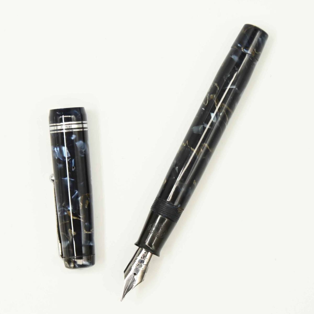 2699 万年筆 アウロラ Selene ブルーマーブル AURORA ボタン 2699 万年筆 アウロラ Selene ブルーマーブル AURORA ボタン