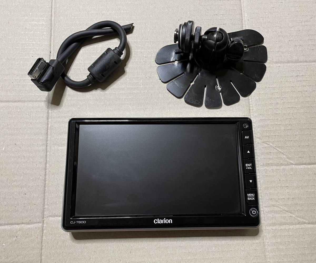 楽天最安値に挑戦】 Clarion CJ-7600A モニターCC-6500Bカメラ セット