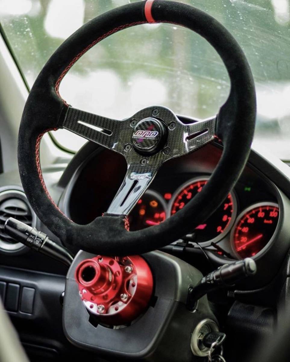 DND Performance Interior ブラック スウェード カーボンスポーク