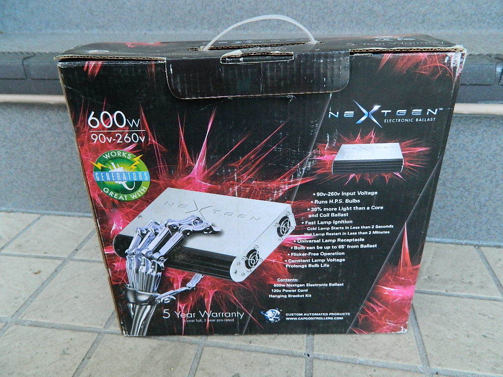 中古　＊ 　 NextGen 　：　　水耕栽培に　　デジタルバラスト　600W　 90v-260v 　　⑤　　（ジャンク扱い）_画像2