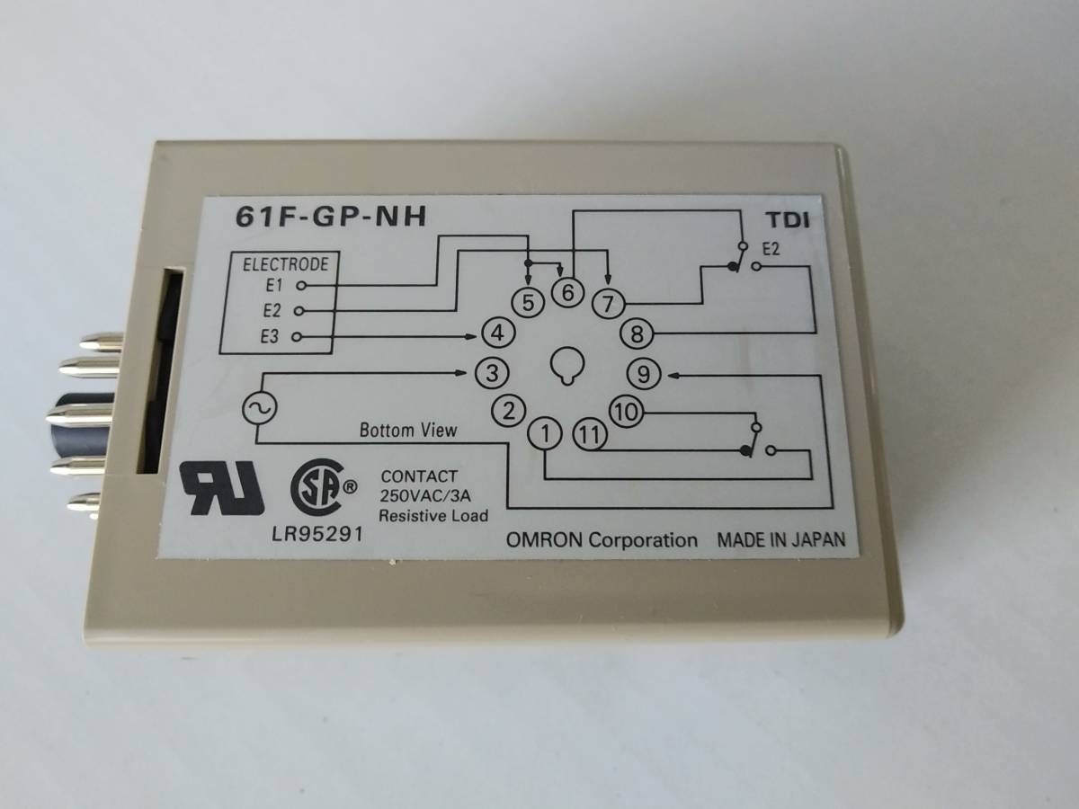 OMRON フロートなしスイッチ　　　　　61F-GP-NH-AC100V（２）_予備品で撮影