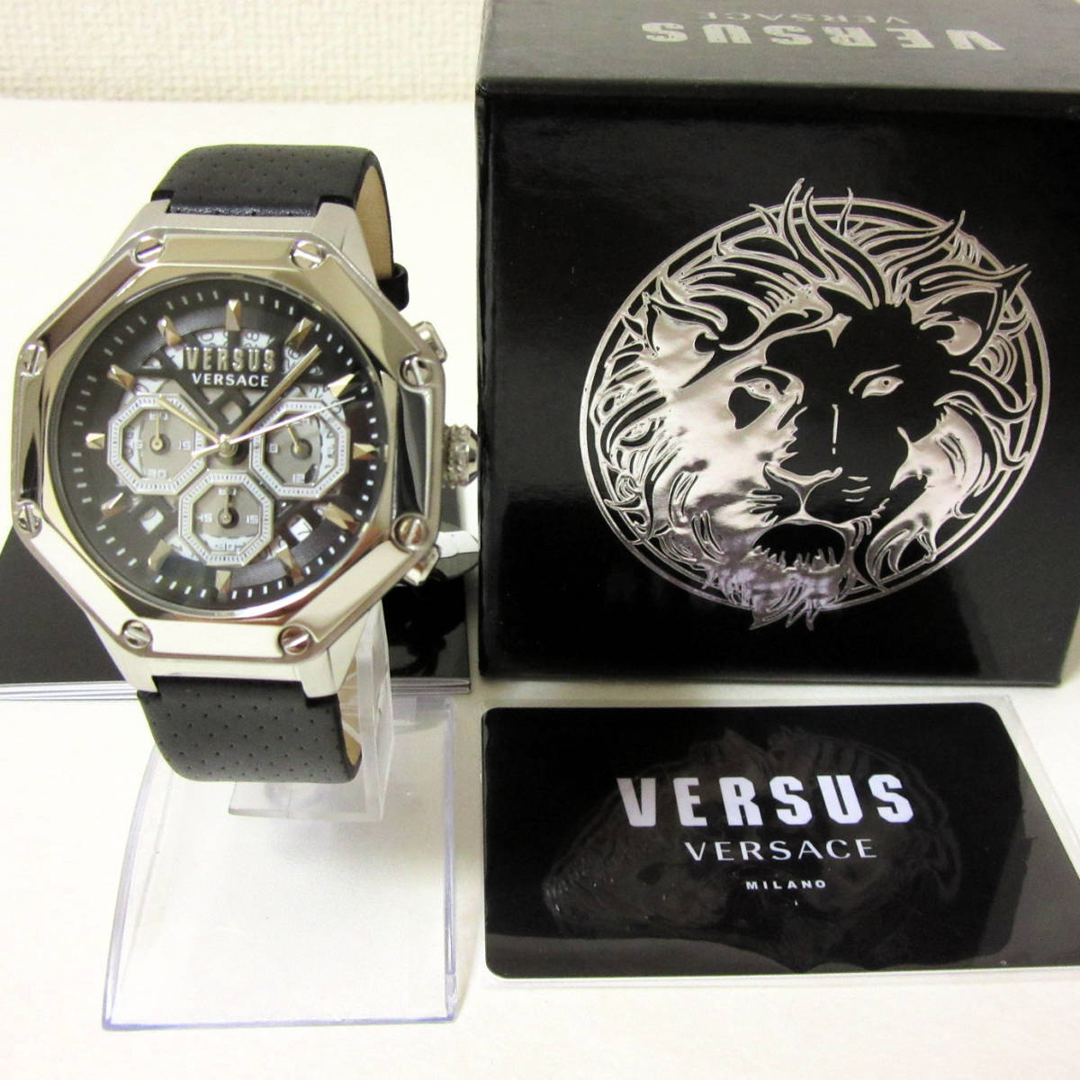 新品箱入 VERSUS VERSACE ヴェルサス ヴェルサーチ オクタベゼル メンズ クロノグラフ 腕時計 ウォッチ シルバー レザーベルト 黒 45mm_画像9