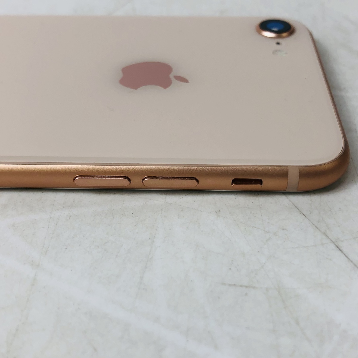 SIMフリー iPhone 8 64GB ゴールド MQ7A2J/A | monsterdog.com.br