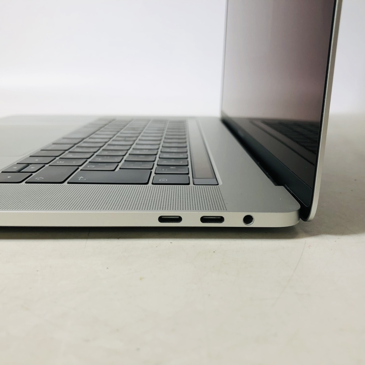 ジャンク MacBook Pro Touch Bar+Touch ID 15インチ(Mid 2017) Core