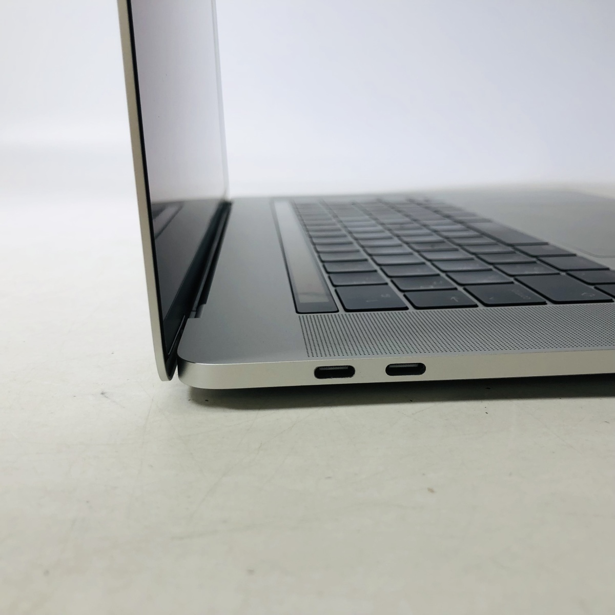 ジャンク MacBook Pro Touch Bar+Touch ID 15インチ(Mid 2017) Core
