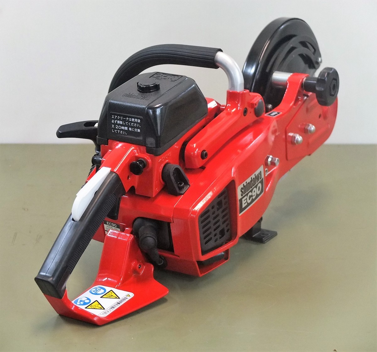 新ダイワ Shindaiwa エンジンカッター EC90 安い激安 digiescola.com.br