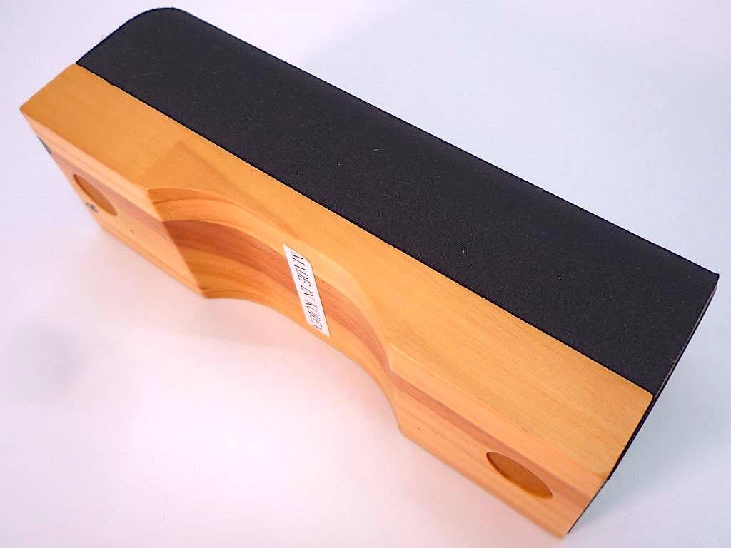 美品 YOSA ヨサ チタンボルスター 木製枕 Titan Bolster 正規品 美容 