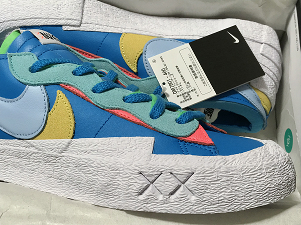 国内配送】 カウズ サカイ LOW BLAZER KAWS x SACAI x NIKE 《国内正規/新品》 ブレーザー 28.5 nikelab jordan air undercover waffle ld 限定 28.5cm エアジョーダン AIR JORDAN 黒色 ブラック オリーブ エアジョーダン