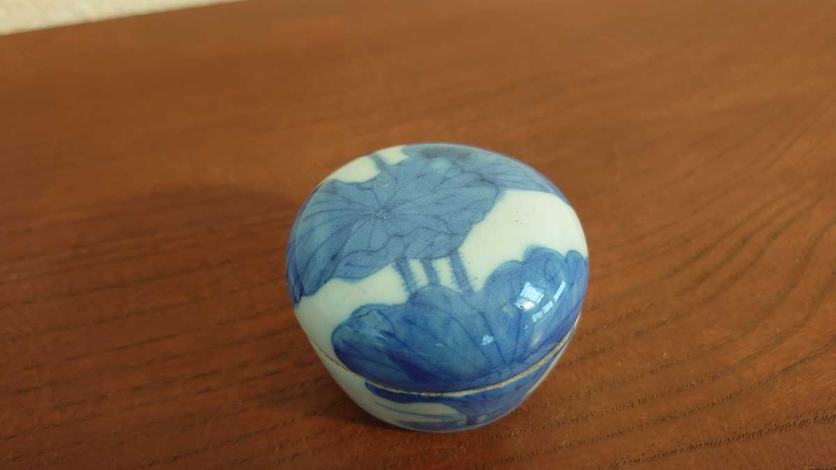 ください ヤフオク! 染付 蓮の図 李朝 古玩 ア - 古伊万里 伊万里 100%正規品 李朝 華の図 アンティーク伊万里 古染付 2種 5客 染付 伊万里 古伊万里 陶芸