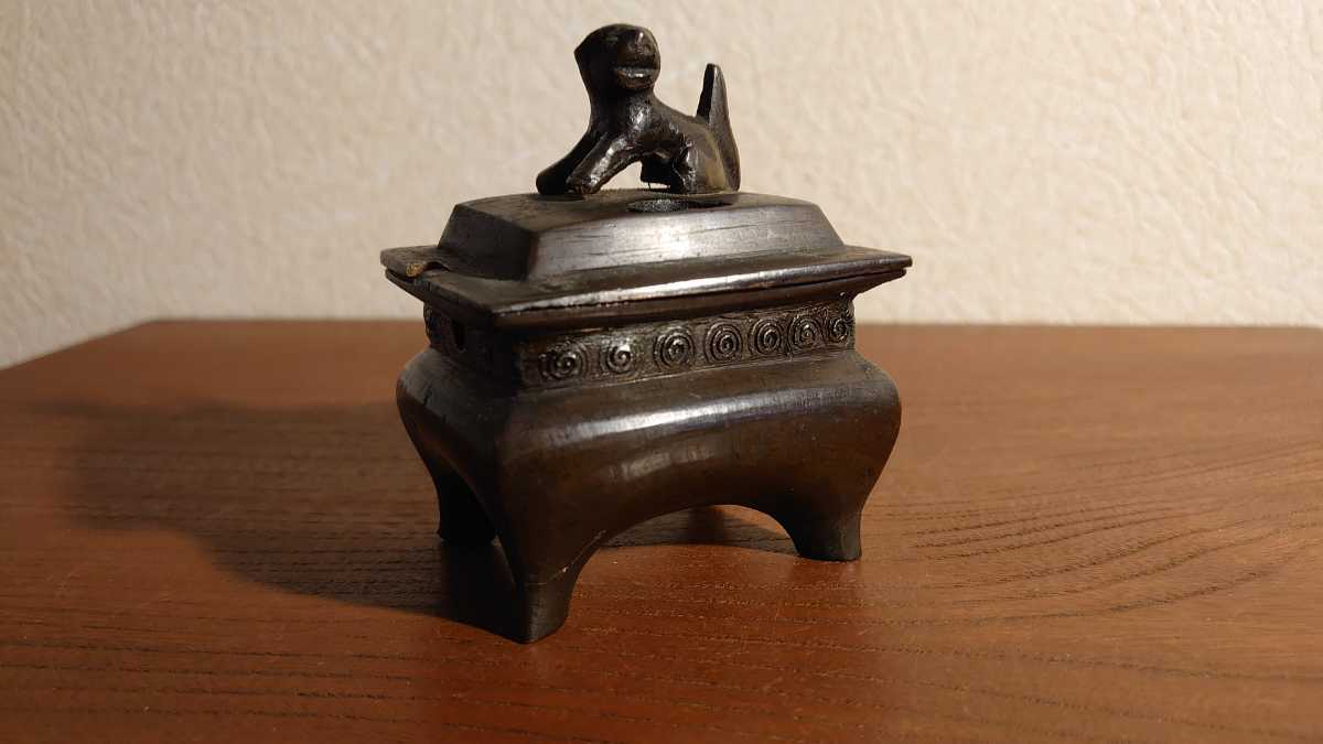 オンラインストア売 香炉 三足 獅子 銅製 香道具 中国 古美術