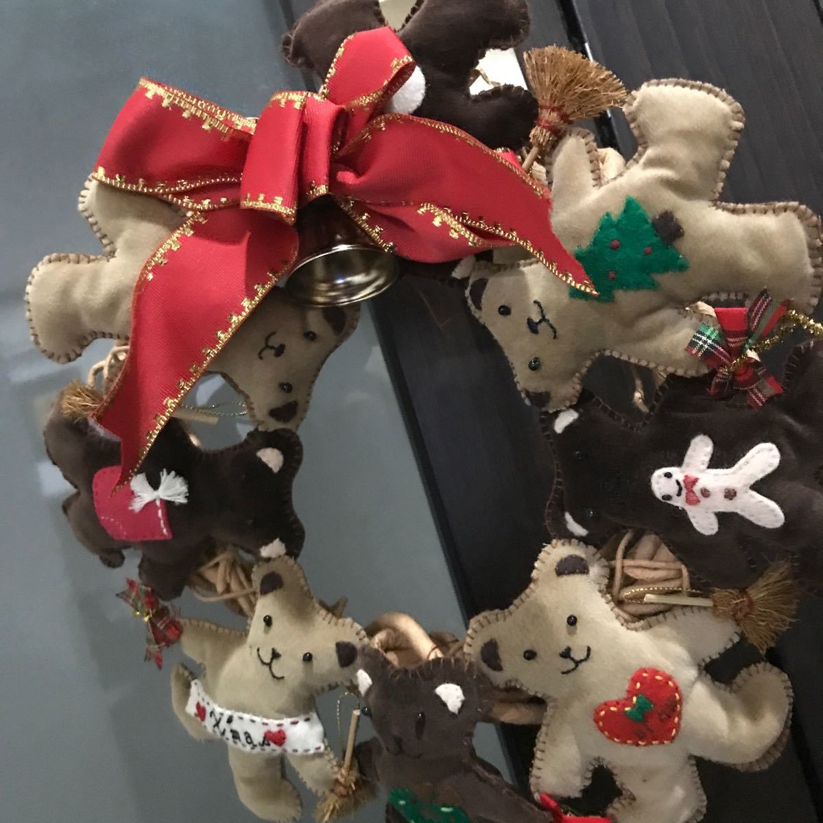 クマちゃんのリース   ハンドメイド　クリスマスリース