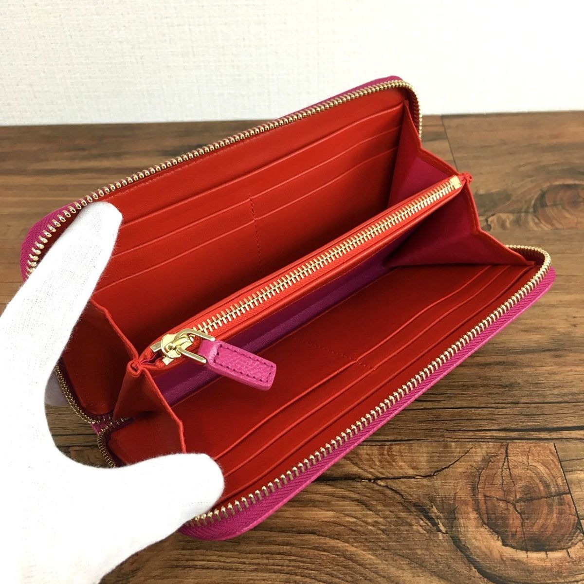 ☆送料無料☆ 未使用品 BVLGARI ジップラウンドファスナーウォレット