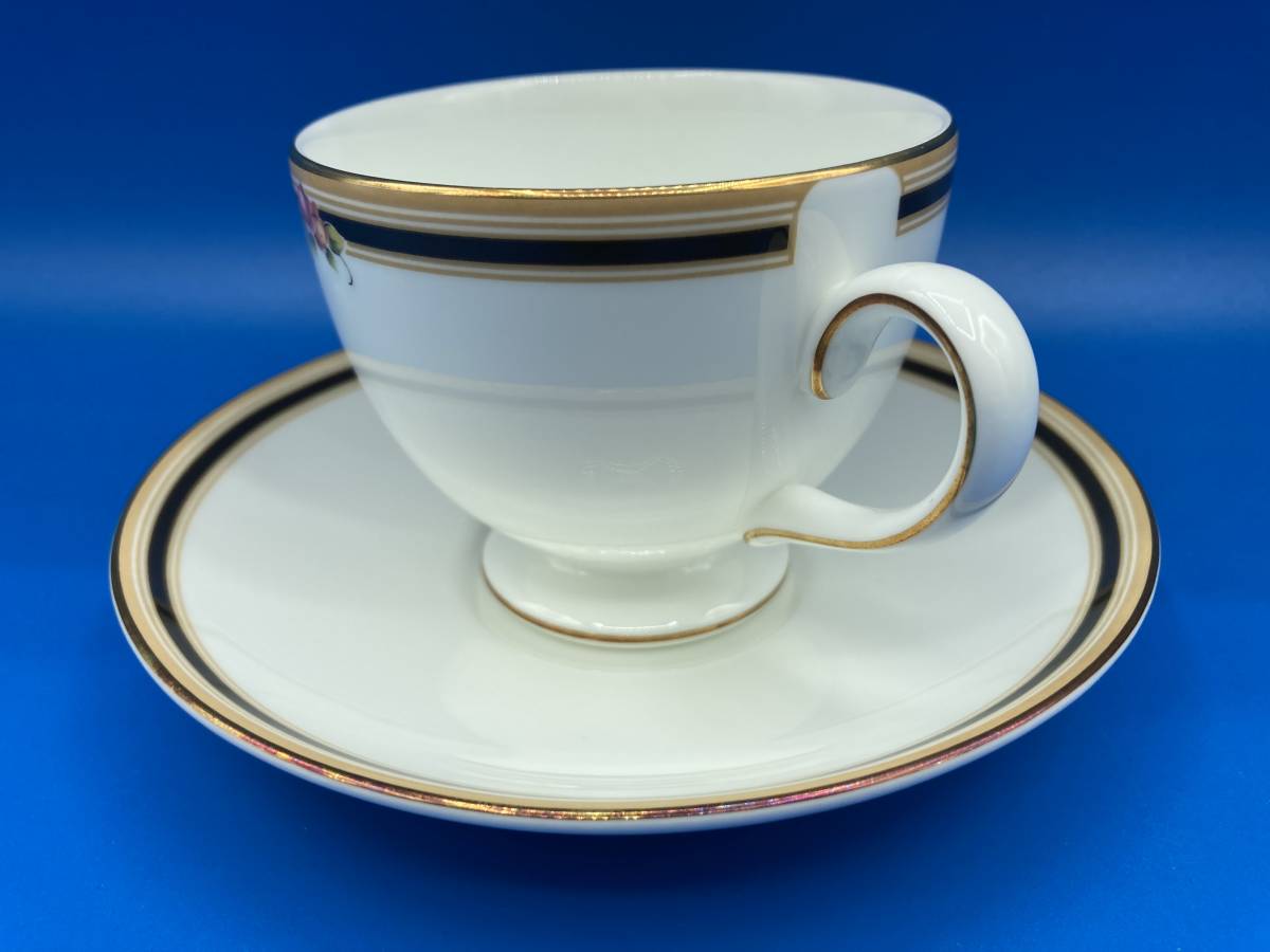 【未使用　箱なし　２客】Wedgwood ウェッジウッド　★CLIO クリオ　★コーヒーカップ&ソーサー　★サイズ 85×70mm / 150mm_画像3