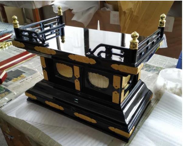 仏教美術 木造須弥壇 本金鍍金金具 高級仏壇の須弥壇 黒塗 仏教美術 木造須弥壇 本金鍍金金具 高級仏壇の須弥壇 黒塗