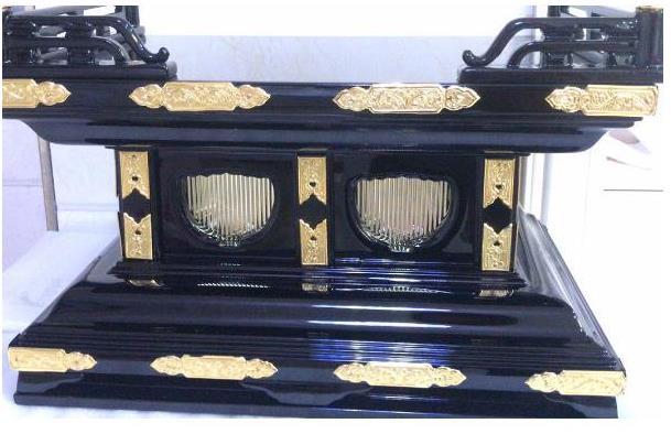 仏教美術 木造須弥壇 本金鍍金金具 高級仏壇の須弥壇 黒塗 仏教美術 木造須弥壇 本金鍍金金具 高級仏壇の須弥壇 黒塗