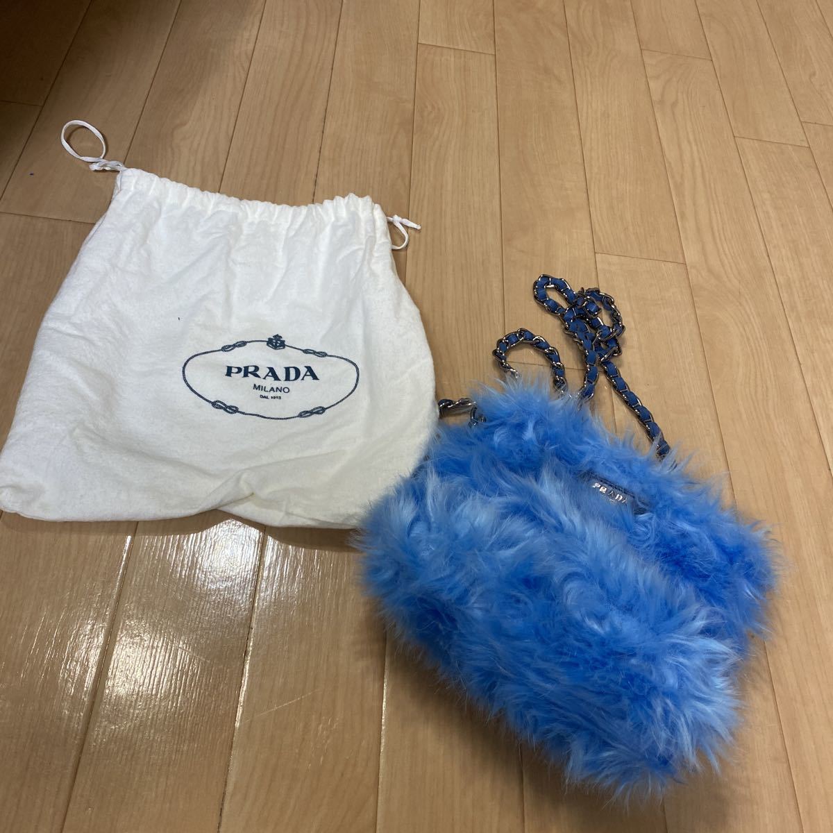 本物の PRADA!新品!ショルダーバッグ!正規品 ショルダーバッグ