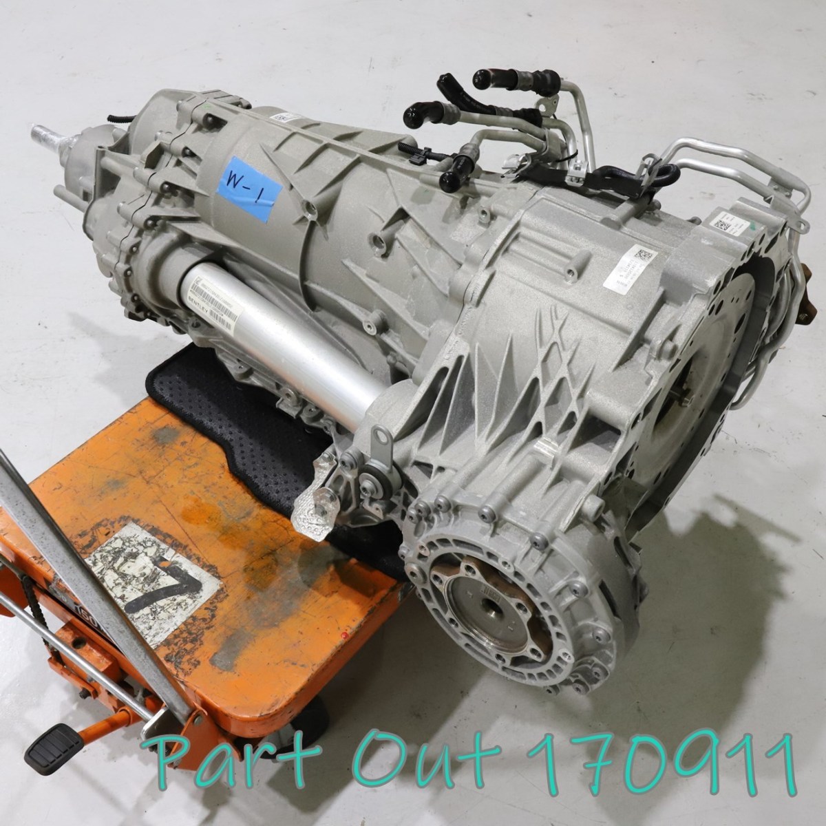 [W-1] Bentley Ben Tey gaW12 8 speed auto matic transmission AT AT 0D6300036QX used 