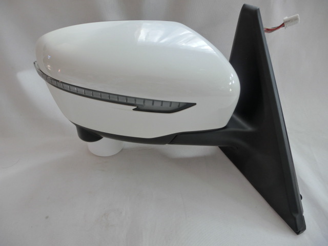 ☆日産 セレナ C27 右 ドアミラー カメラ付 13P 新品 www.gastech.com.tr