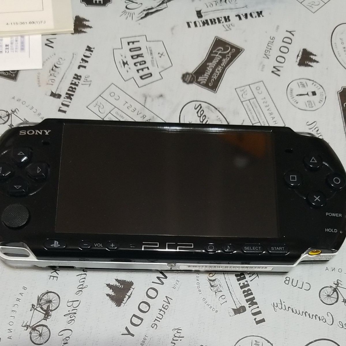 12月12日までこの価格　SONY プレイステーション・ポータブル PSP-3000 ピアノブラック