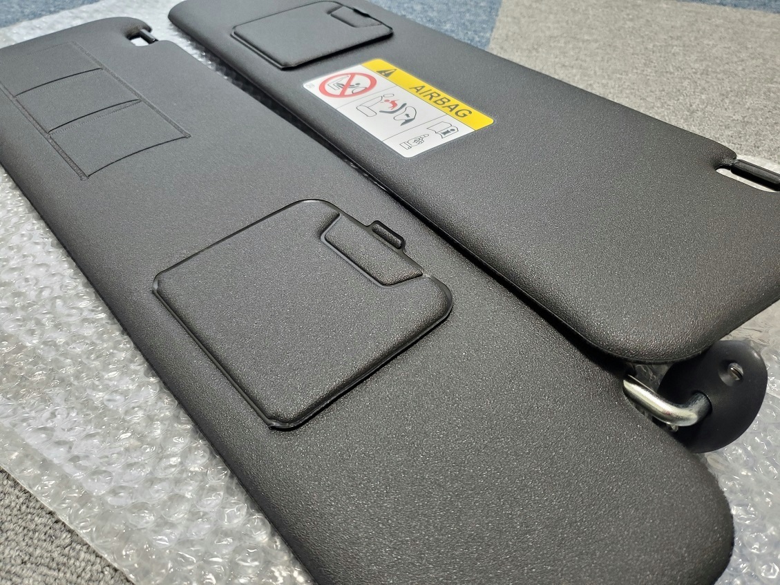 新品】200系ハイエース ダークプライム2 トヨタ純正サンバイザー