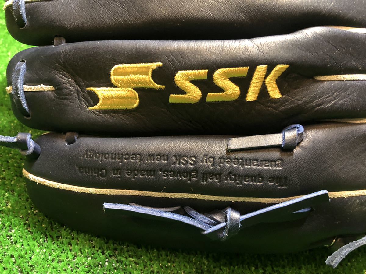 Yahoo!オークション - 【即戦力品・美品】SSK 一般軟式用 投手用 Yahoo!オークション - 【即戦力品・美品】SSK 一般軟式用 投手用