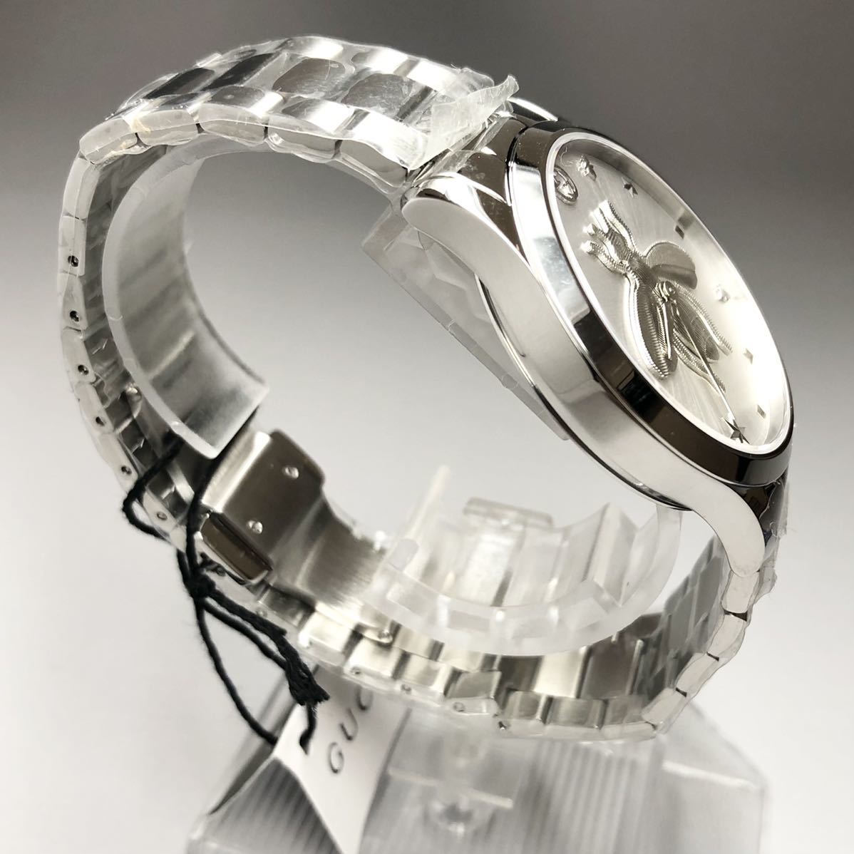 【新品】大人気 GUCCIグッチ G-タイムレス ビー シルバー メンズ腕時計 定価12万円 クォーツ 高級腕時計_画像5