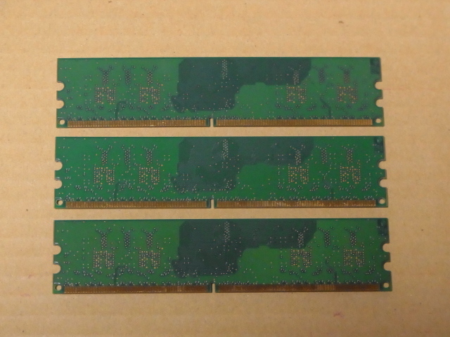 ●Nanya PC2-3200U/DDR2-400/256Mx3枚セット●(DDR653)_画像2