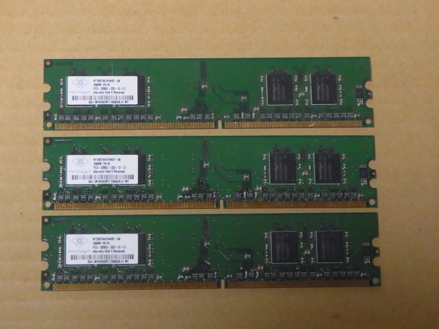 ●Nanya PC2-3200U/DDR2-400/256Mx3枚セット●(DDR653)_画像1
