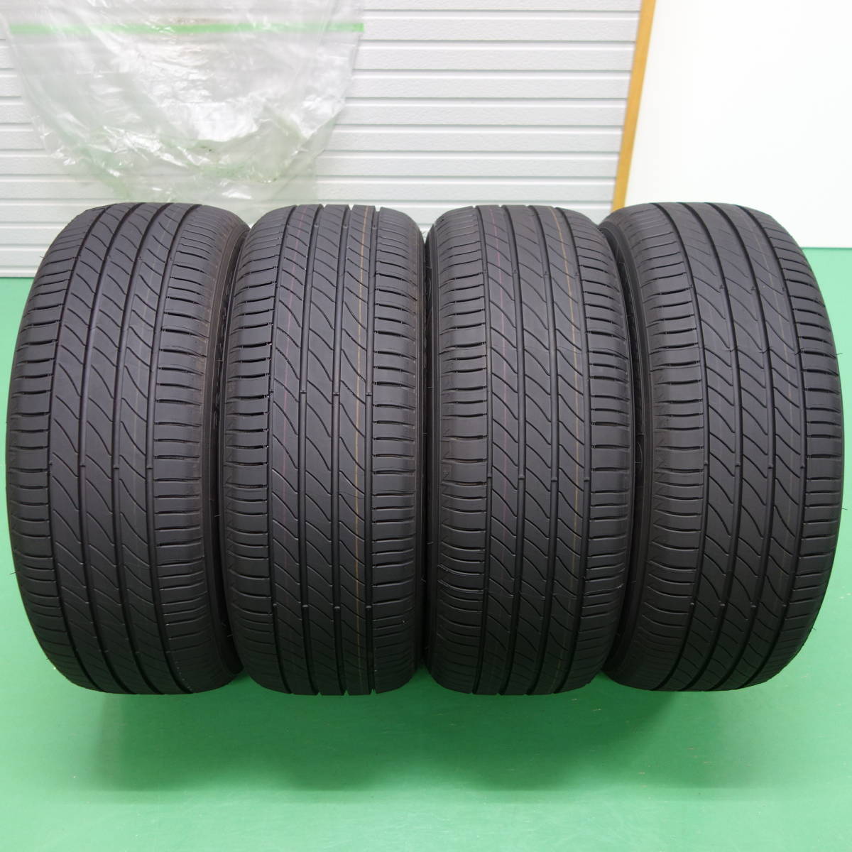 ☆ 新車外し ミシュラン 215/55R17 カムリ 純正タイヤ 4本セット 送料