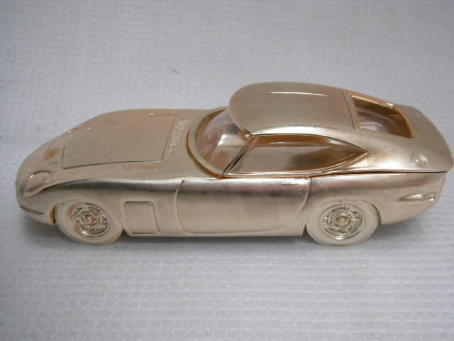 Yahoo!オークション - TOYOTA トヨタ 2000GT 灰皿 金属製 置物 Yahoo!オークション - TOYOTA トヨタ 2000GT 灰皿 金属製 置物